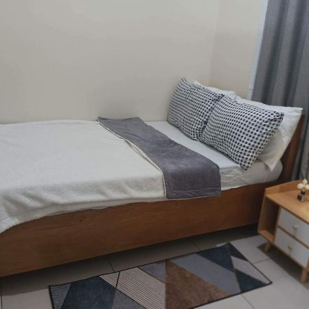 Breeze Residences - 1Br Unit With Balcony -Top Floor Manila Exteriér fotografie