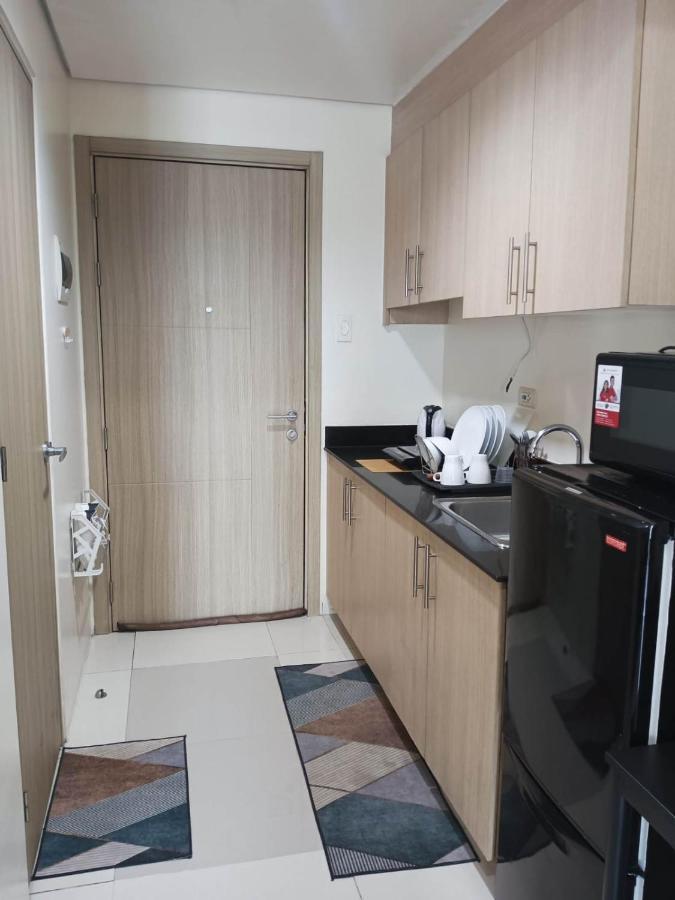 Breeze Residences - 1Br Unit With Balcony -Top Floor Manila Exteriér fotografie